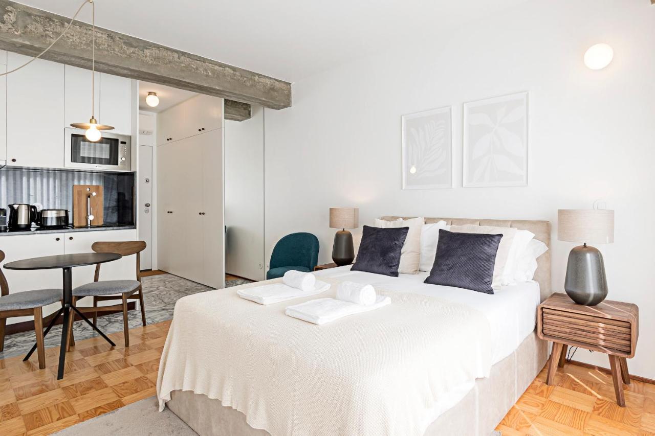 Ceuta Studio Apartments By Lovelystay OOporto Exterior foto