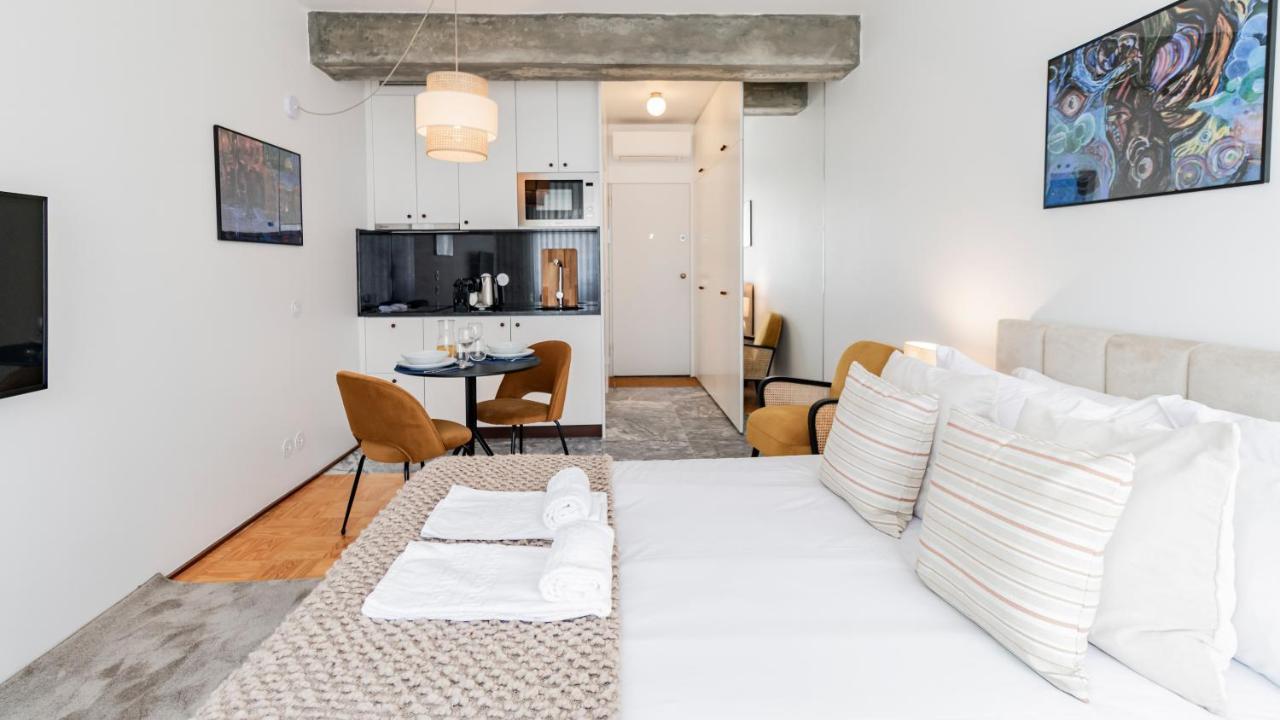 Ceuta Studio Apartments By Lovelystay OOporto Exterior foto