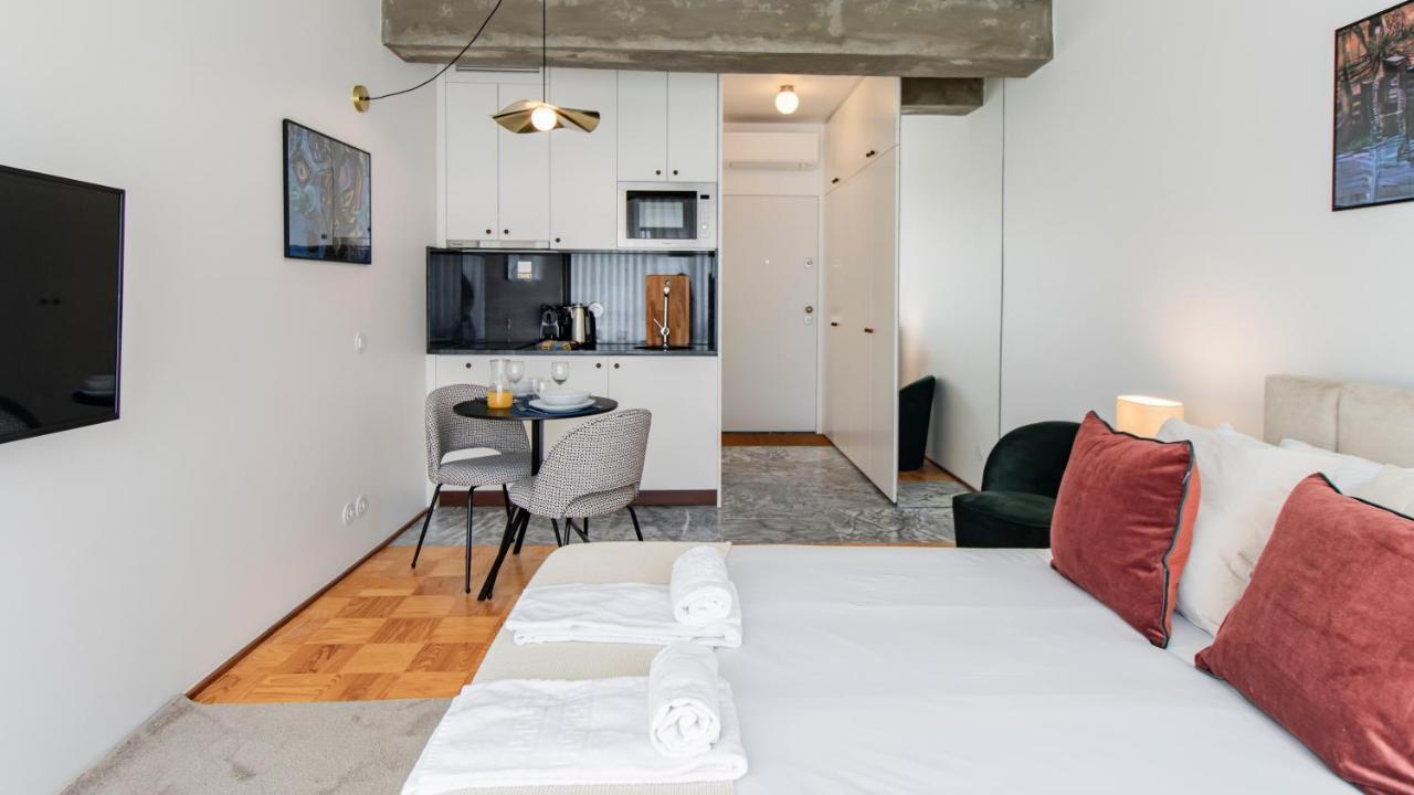 Ceuta Studio Apartments By Lovelystay OOporto Exterior foto